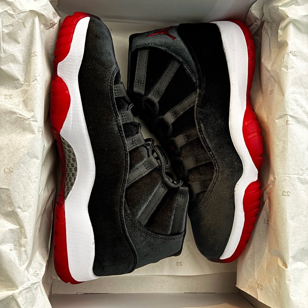 Women’s Jordan 11 retro